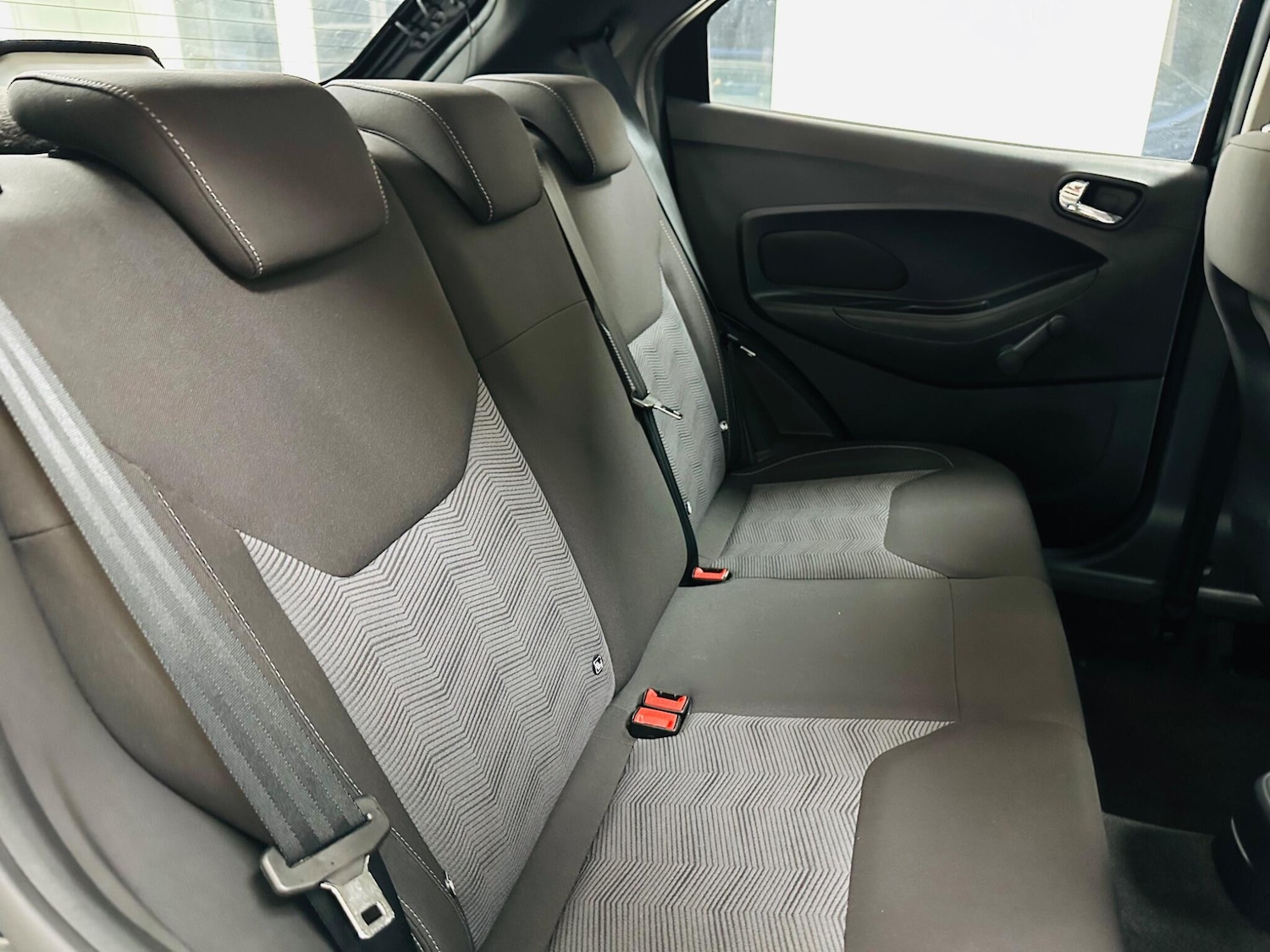 Used Ford Ka+ 2017 for sale - 76573231: Photo 27