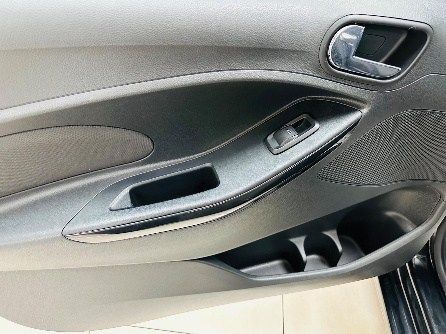 Used Ford Ka+ 2017 for sale - 76573231: Photo 35