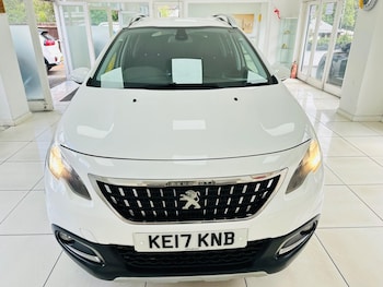 Used Peugeot 2008 2017 for sale - 79440688: Photo