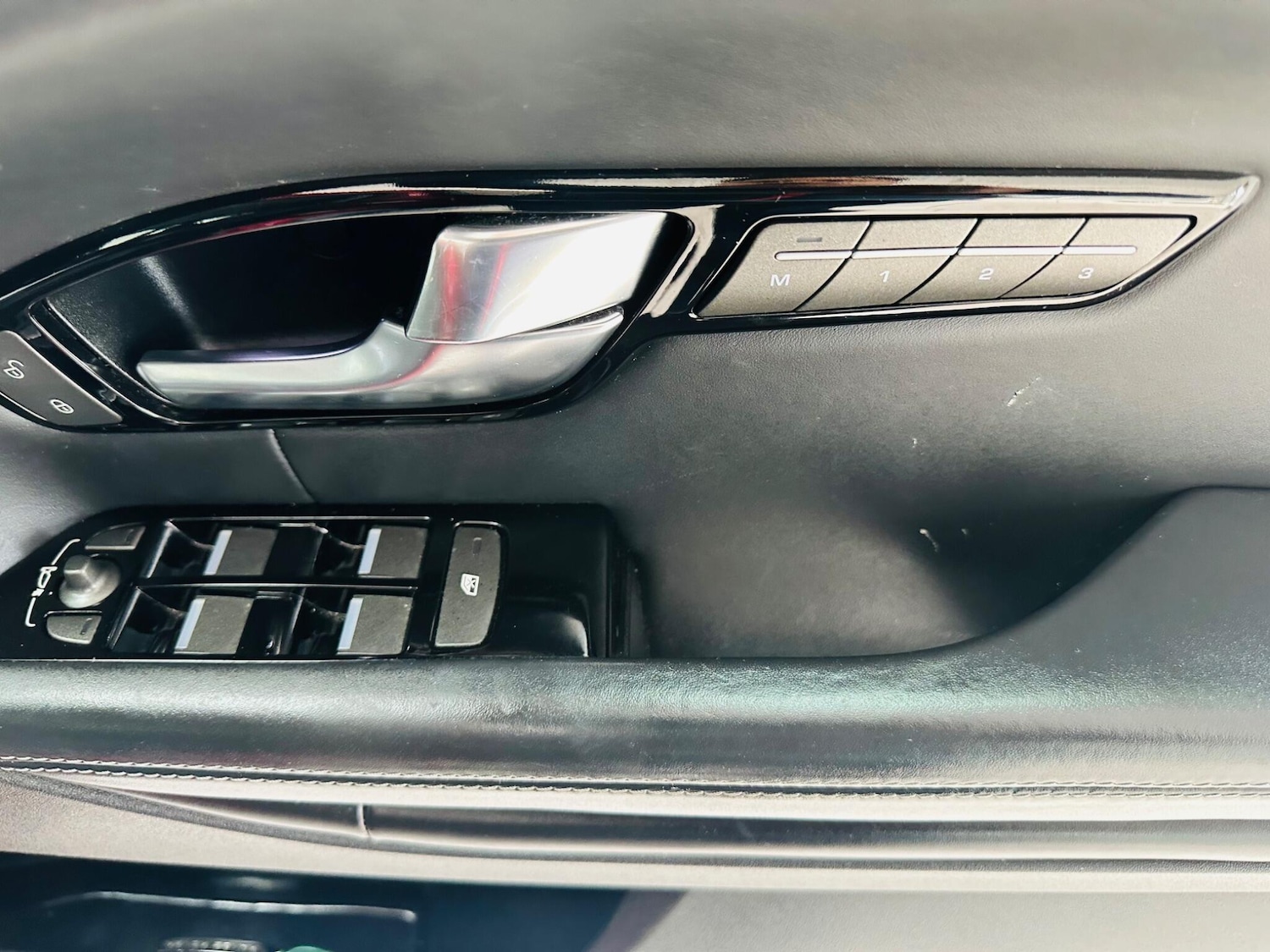 Used Land Rover Range Rover Evoque for sale - 78136247: Photo 19