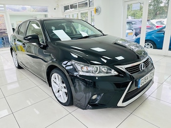 Lexus - CT