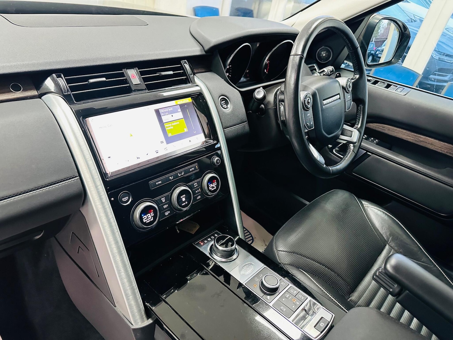 Used Land Rover Discovery 2017 for sale - 77016650: Photo 18