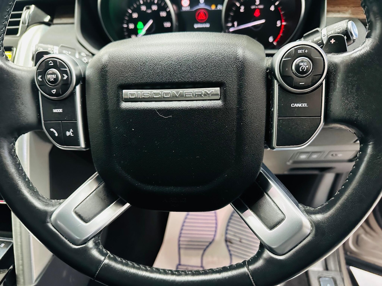 Used Land Rover Discovery 2017 for sale - 77016650: Photo 20