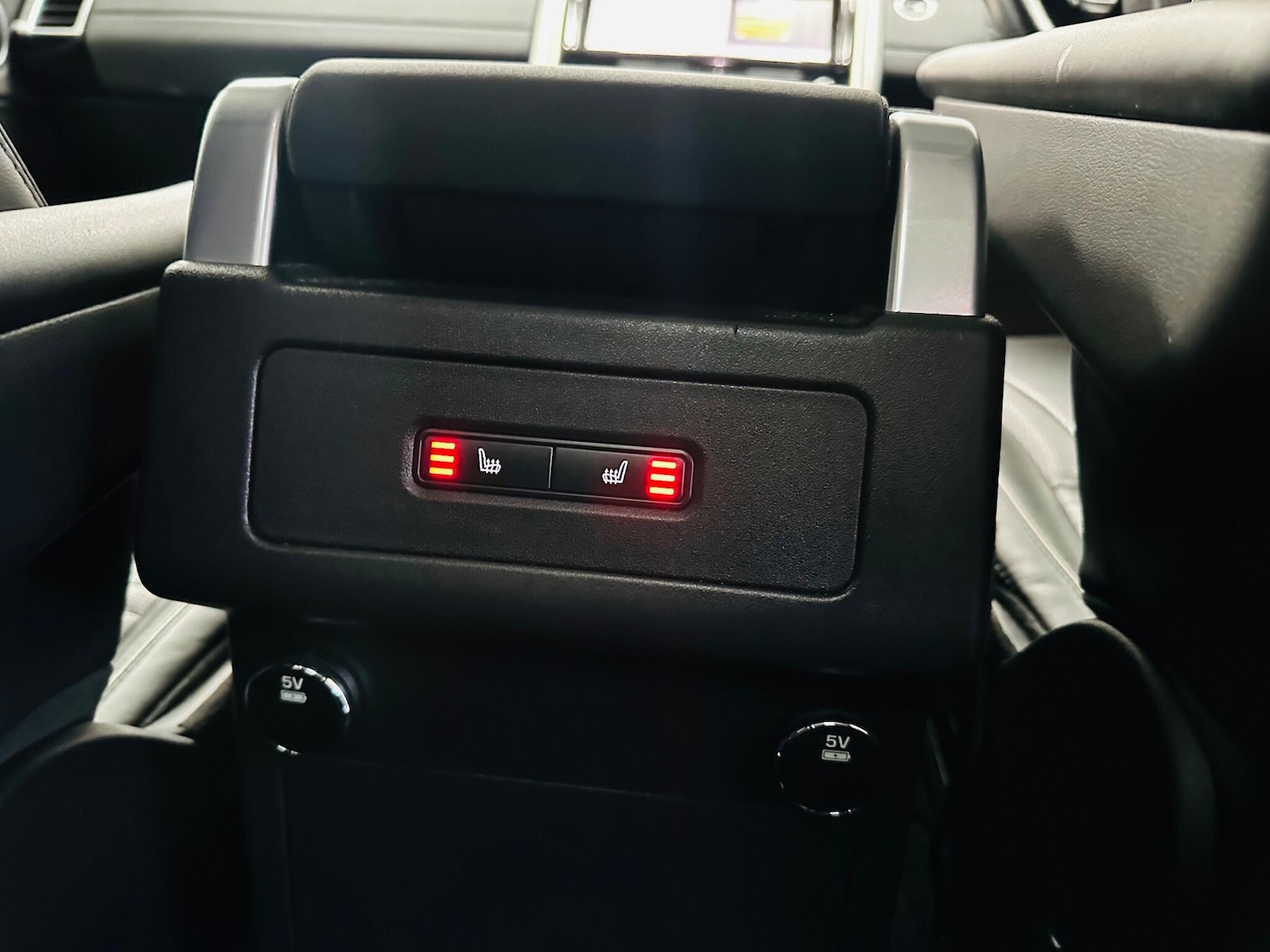 Used Land Rover Discovery 2017 for sale - 77016650: Photo 32