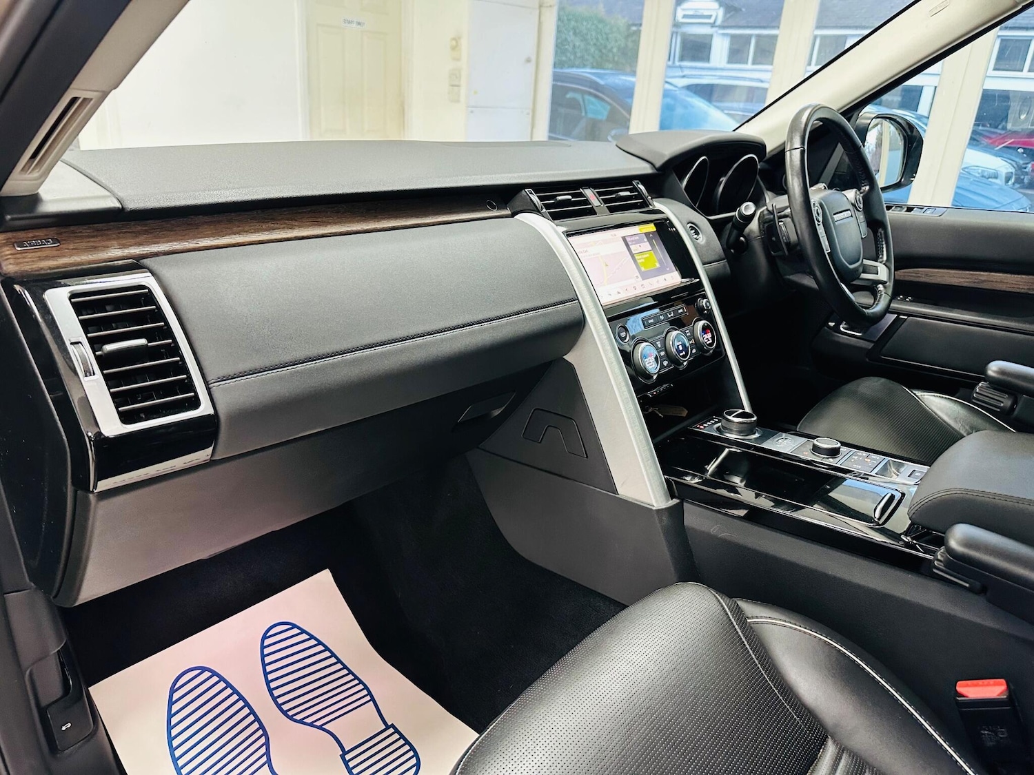 Used Land Rover Discovery 2017 for sale - 77016650: Photo 34