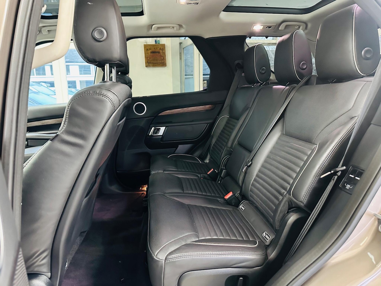 Used Land Rover Discovery 2017 for sale - 77016650: Photo 38