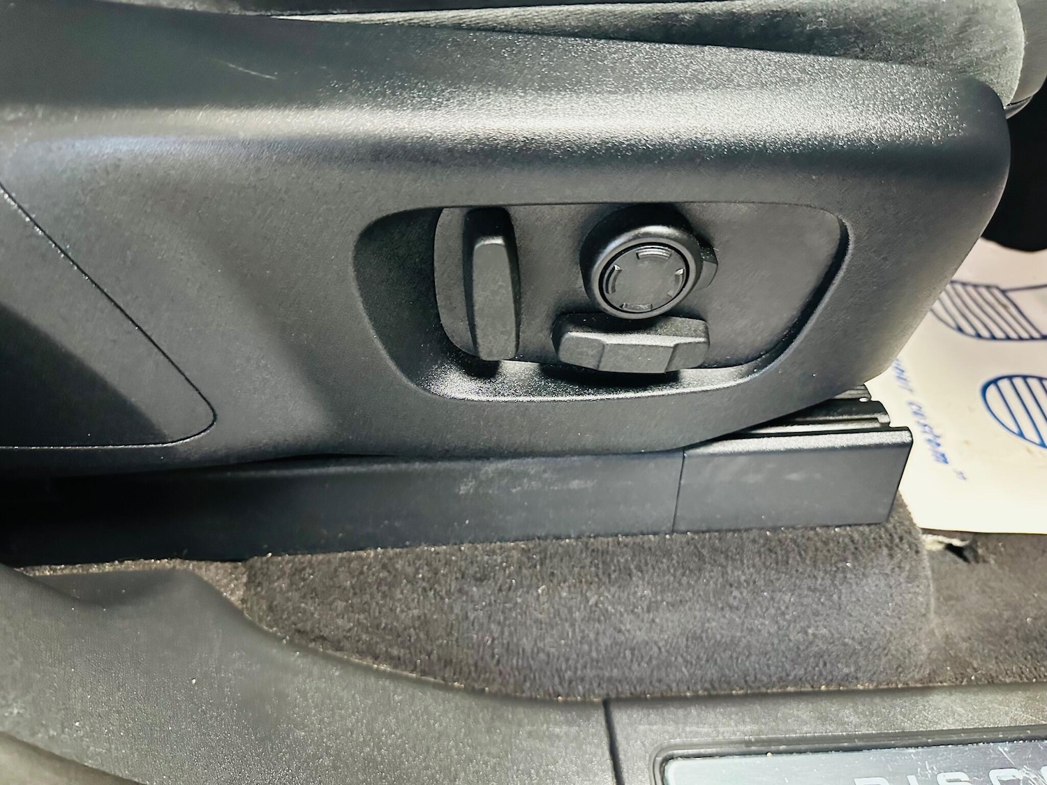 Used Land Rover Discovery 2017 for sale - 77016650: Photo 41