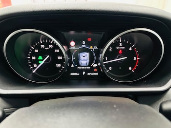 Used Land Rover Discovery 2017 for sale - 77016650: Photo