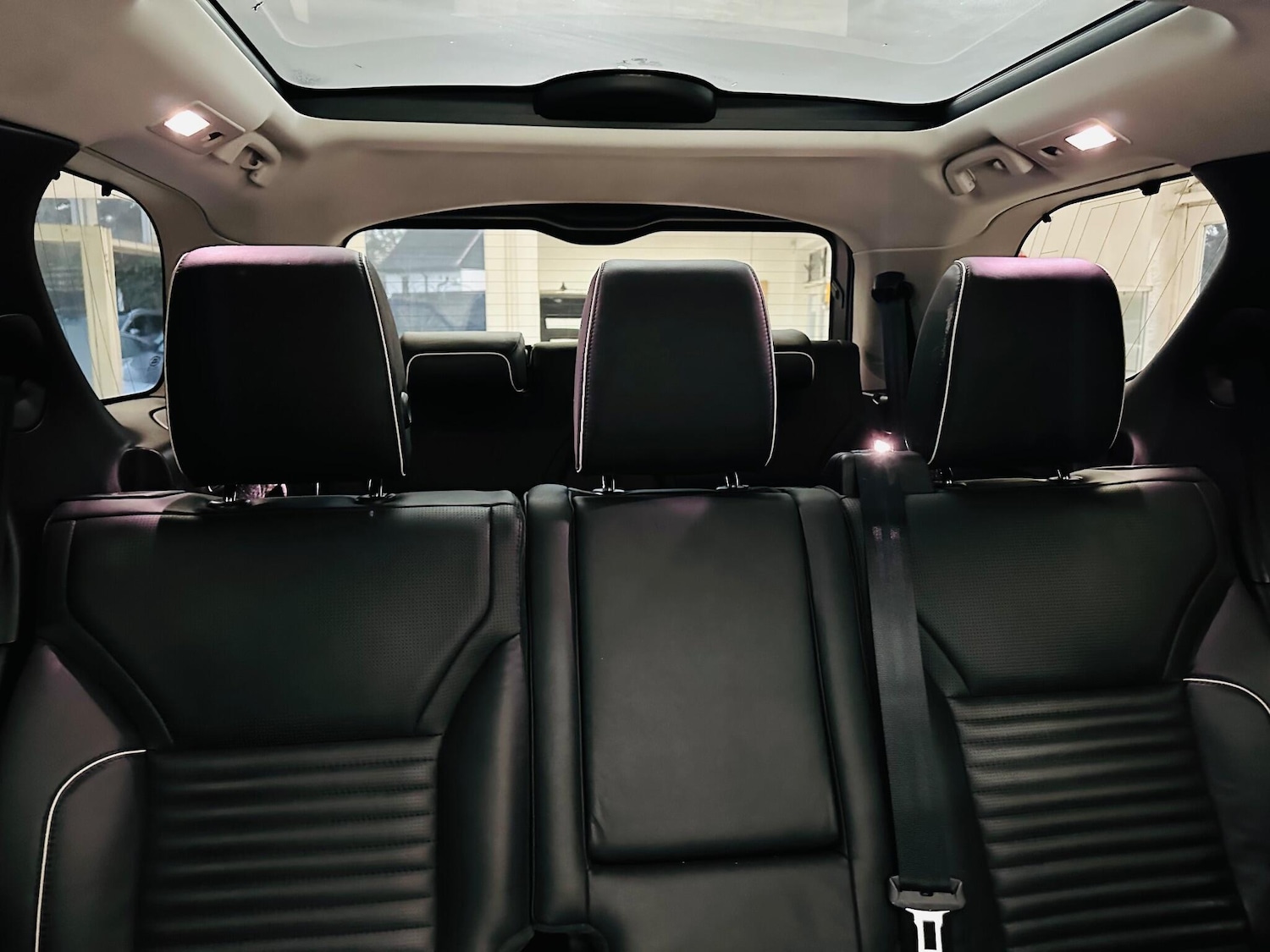 Used Land Rover Discovery 2017 for sale - 77016650: Photo 9