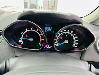 Used Ford Fiesta 2015 for sale - 79861102: Photo