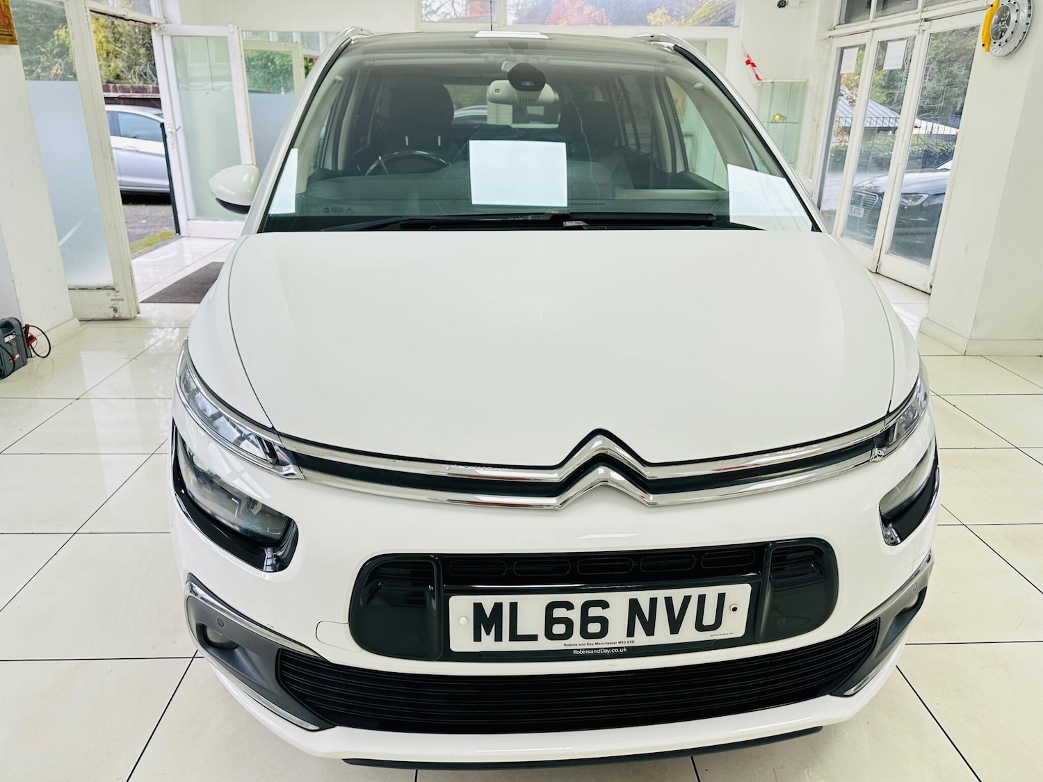 Used Citroen C4 Grand Picasso 2016 for sale - 76499386: Photo 2