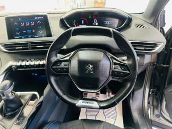 Used Peugeot 5008 2018 for sale - 74242545: Photo