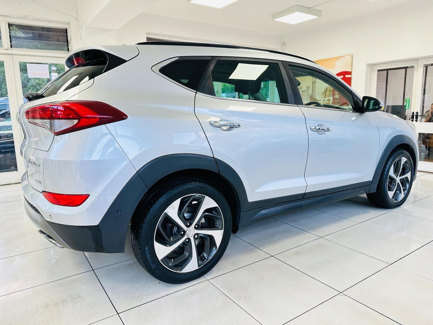 Used Hyundai TUCSON 2015 for sale - 76976103: Photo 21