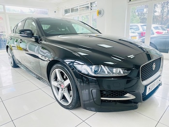 Used Jaguar XE 2018 for sale - 78891375: Photo