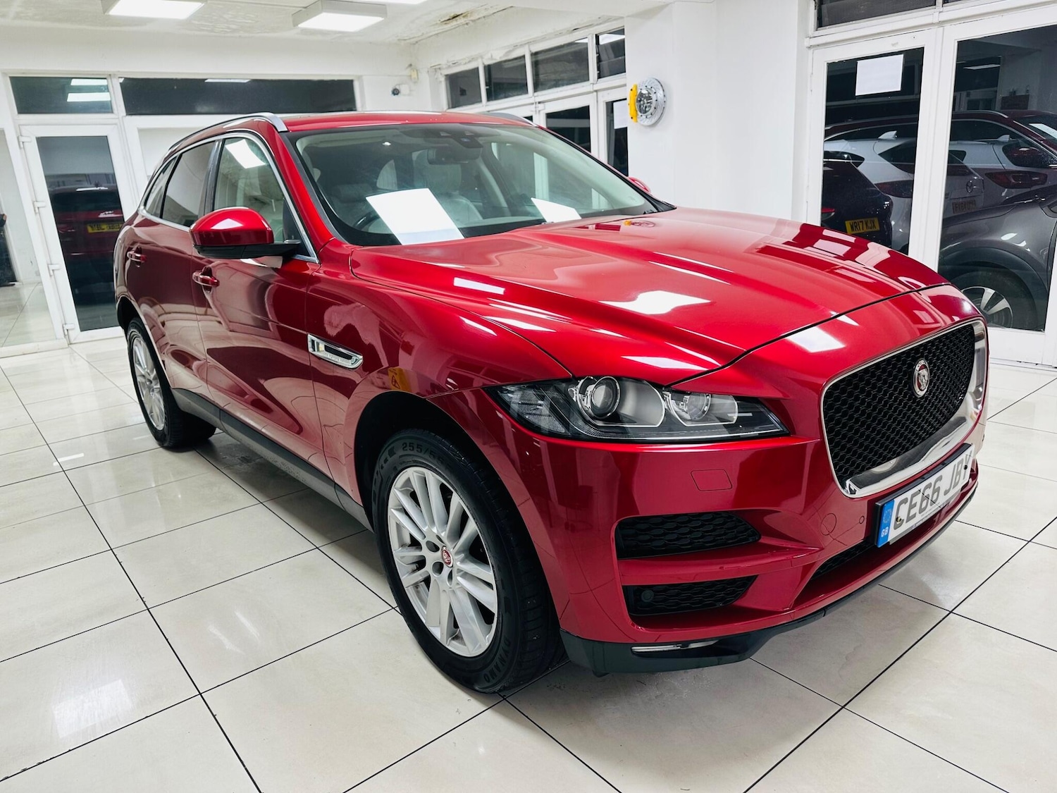 Used Jaguar F-Pace for sale - 76473710: Photo 1