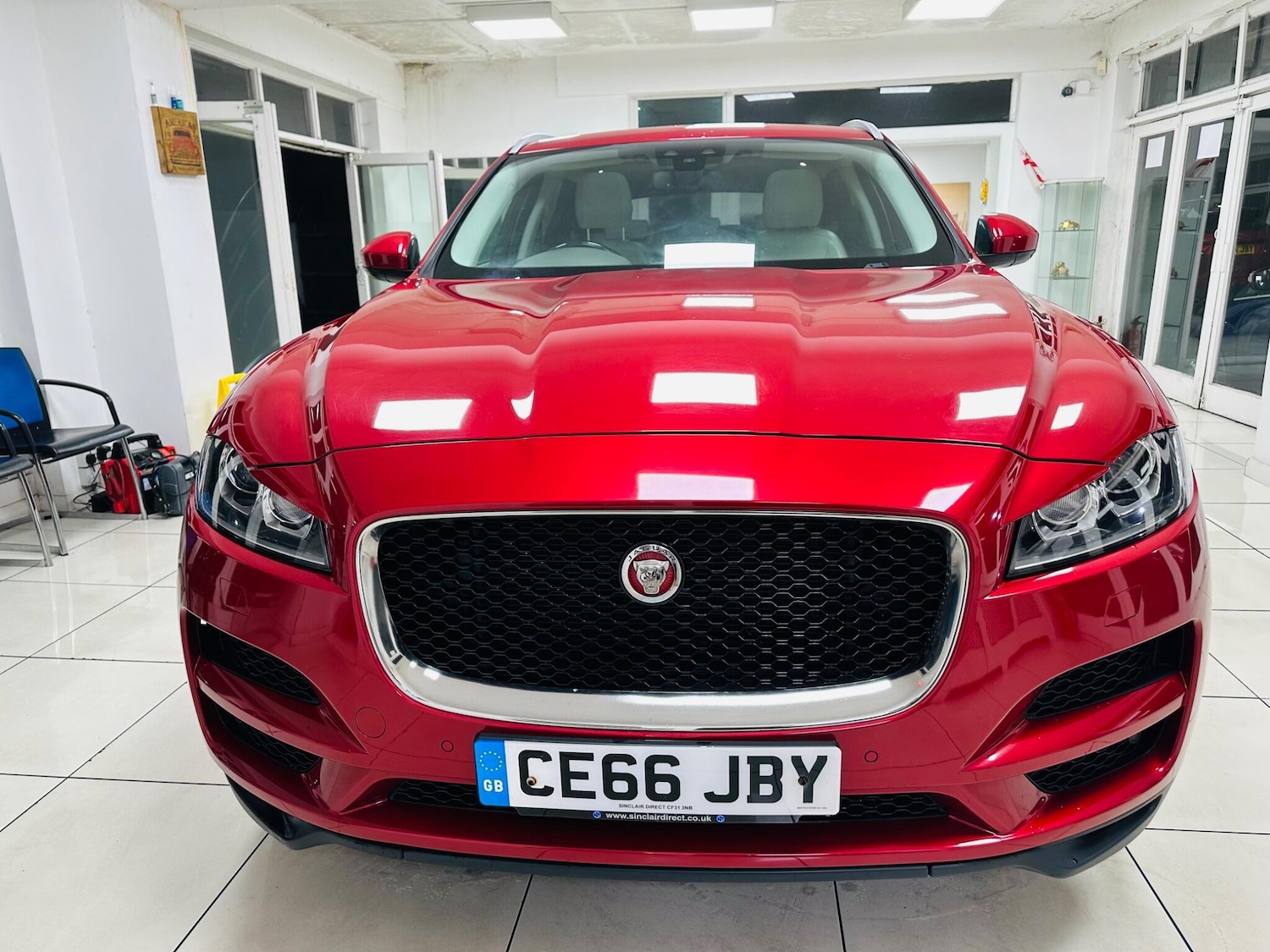 Used Jaguar F-Pace for sale - 76473710: Photo 2