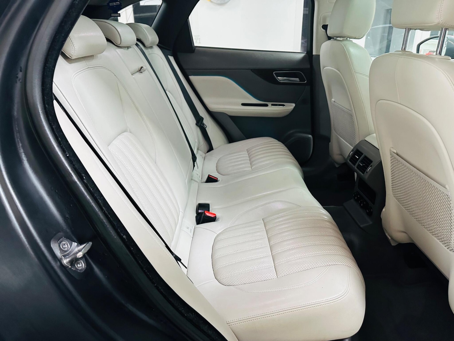 Used Jaguar F-Pace for sale - 76473710: Photo 34