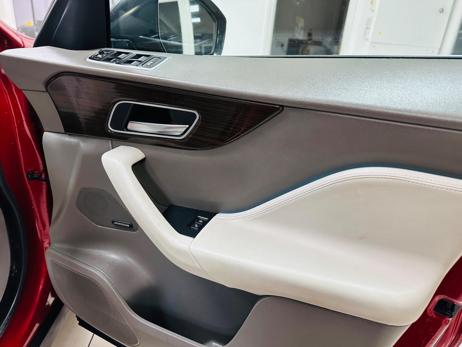 Used Jaguar F-Pace for sale - 76473710: Photo 39