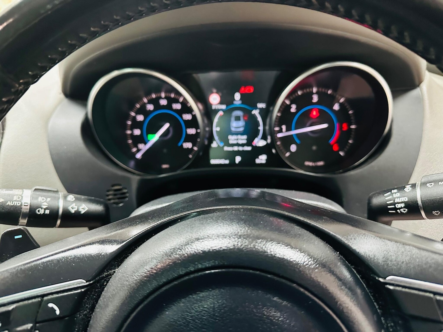 Used Jaguar F-Pace for sale - 76473710: Photo 4