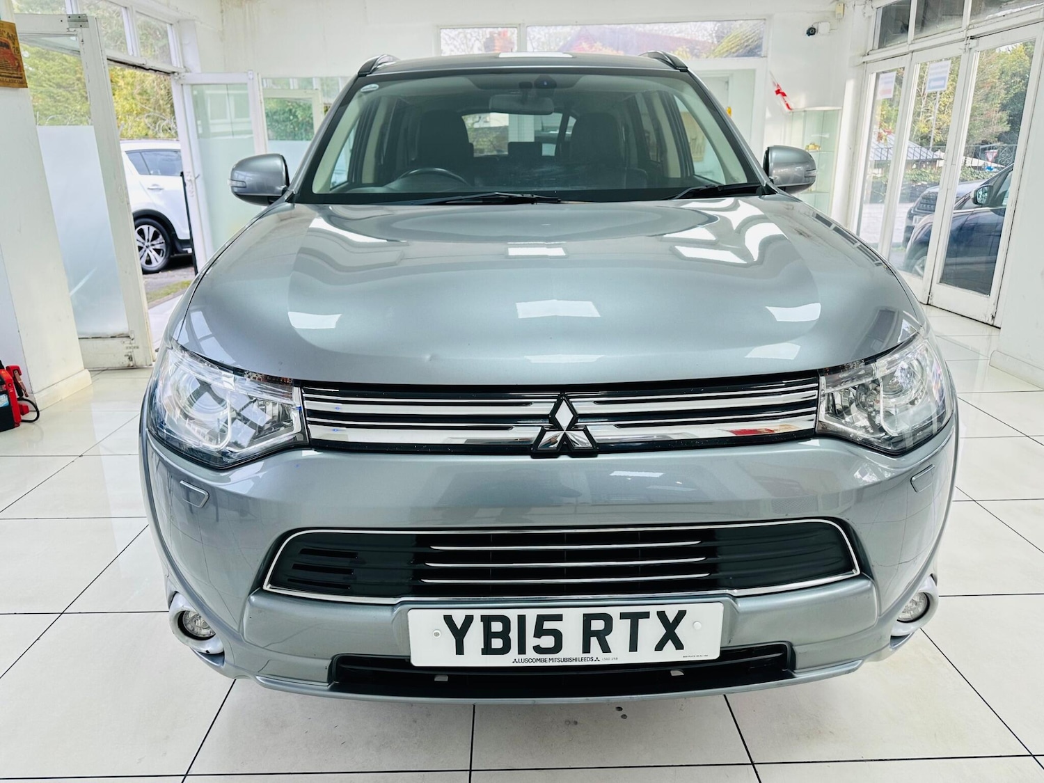 Used Mitsubishi Outlander 2015 for sale - 76423026: Photo 2