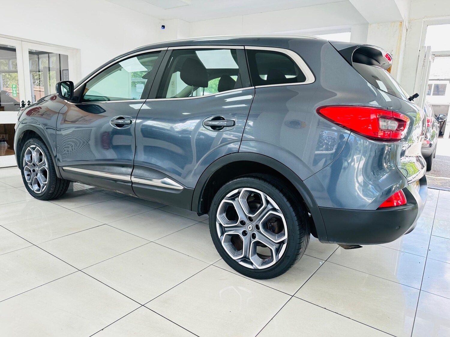 Vehicle 5