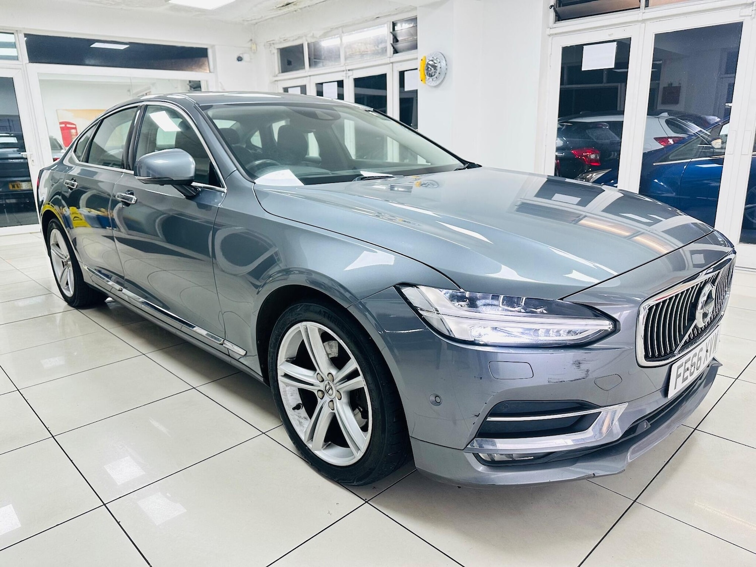 Used Volvo S90 2017 for sale - 76899261: Photo 1