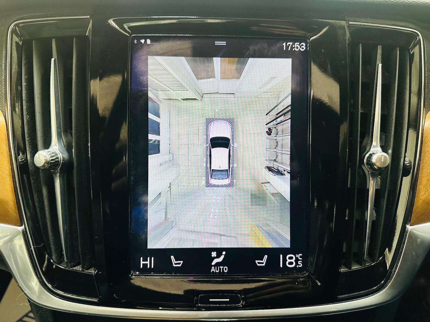 Used Volvo S90 2017 for sale - 76899261: Photo 19