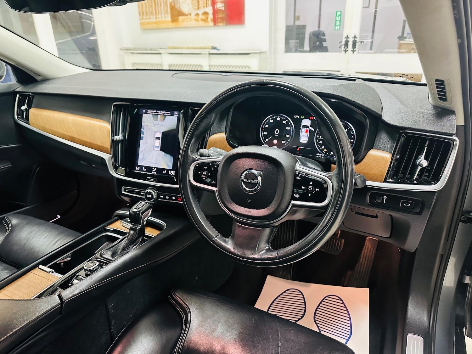 Used Volvo S90 2017 for sale - 76899261: Photo 30