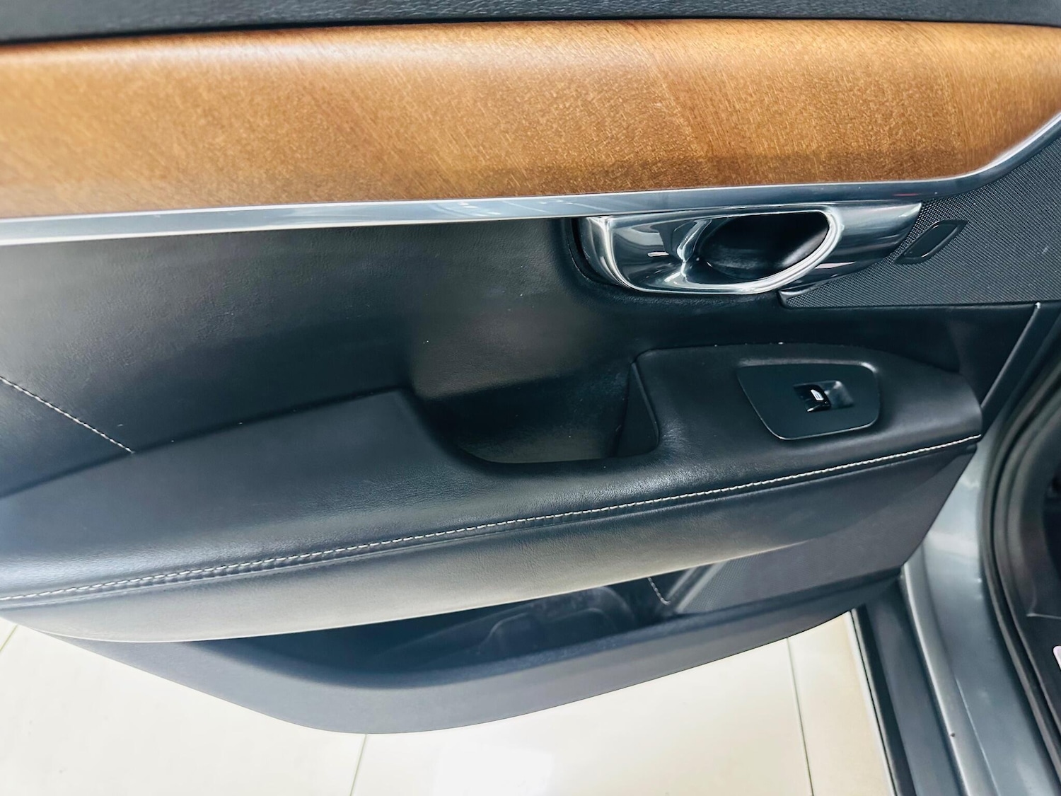 Used Volvo S90 2017 for sale - 76899261: Photo 41