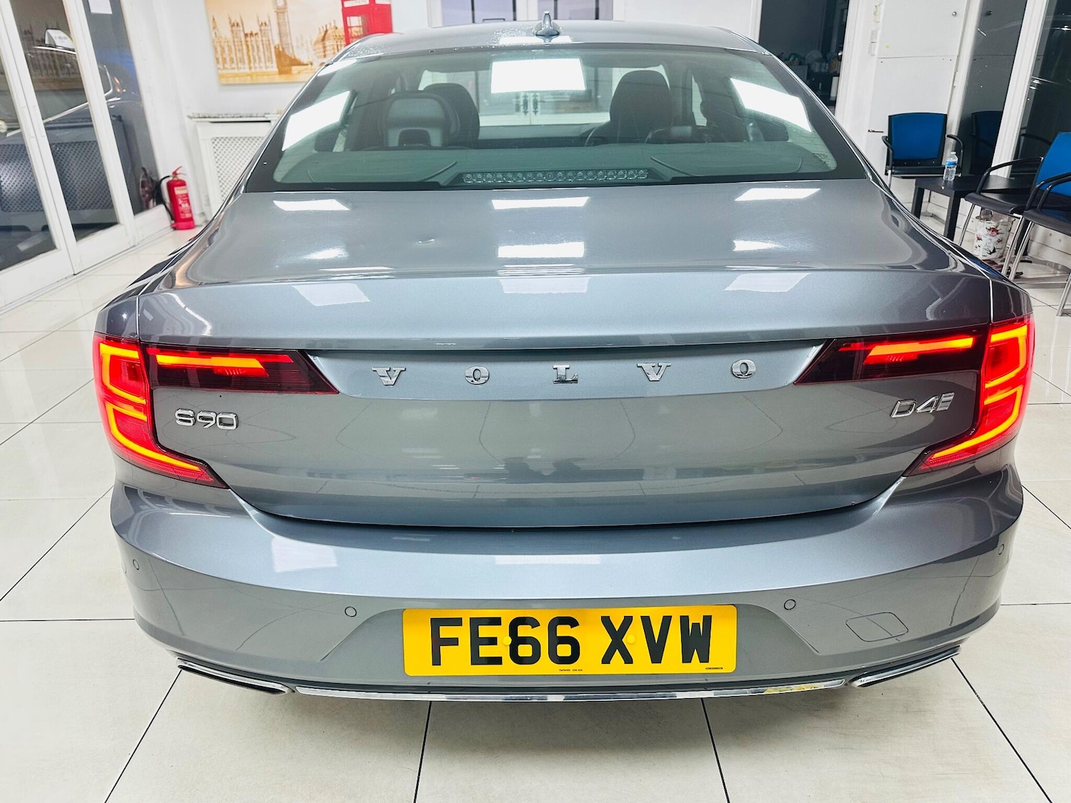 Used Volvo S90 2017 for sale - 76899261: Photo 6