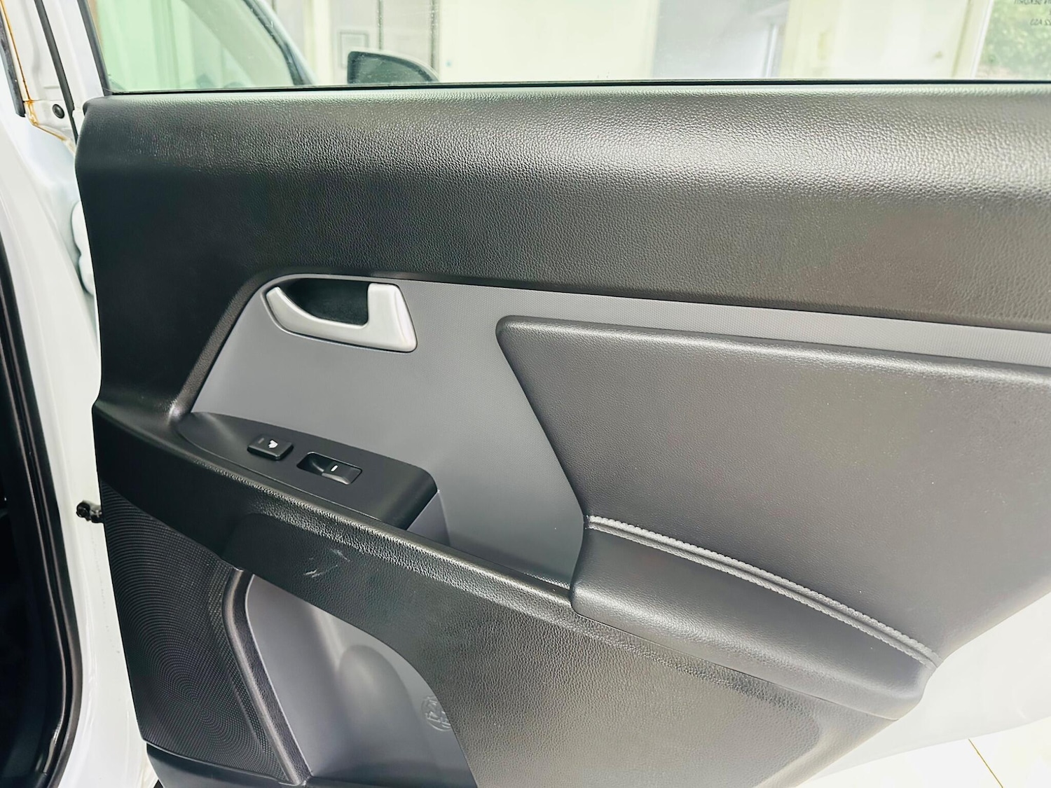 Used Kia Sportage 2012 for sale - 76398185: Photo 16