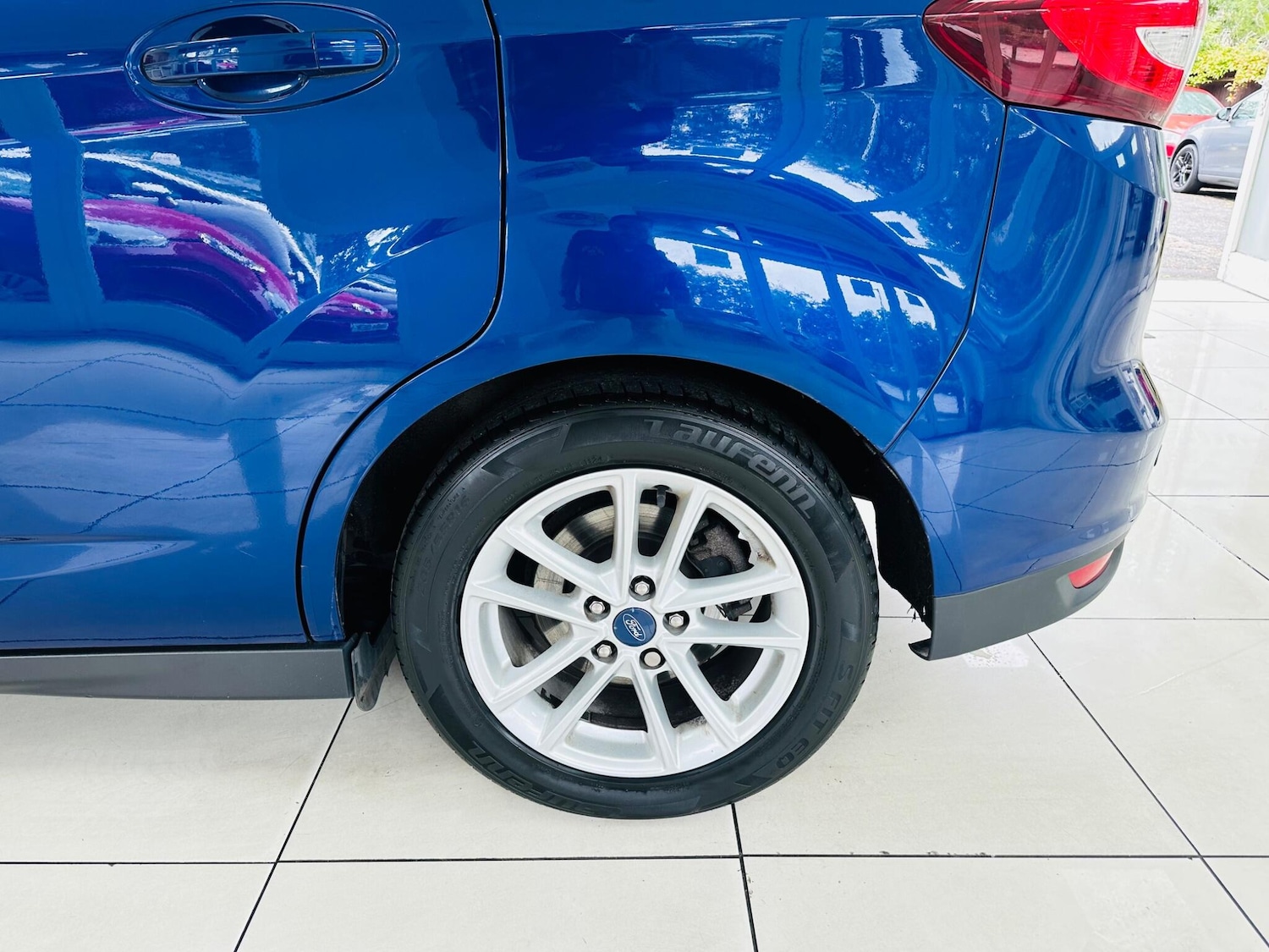 Used Ford C-Max 2017 for sale - 76597101: Photo 11