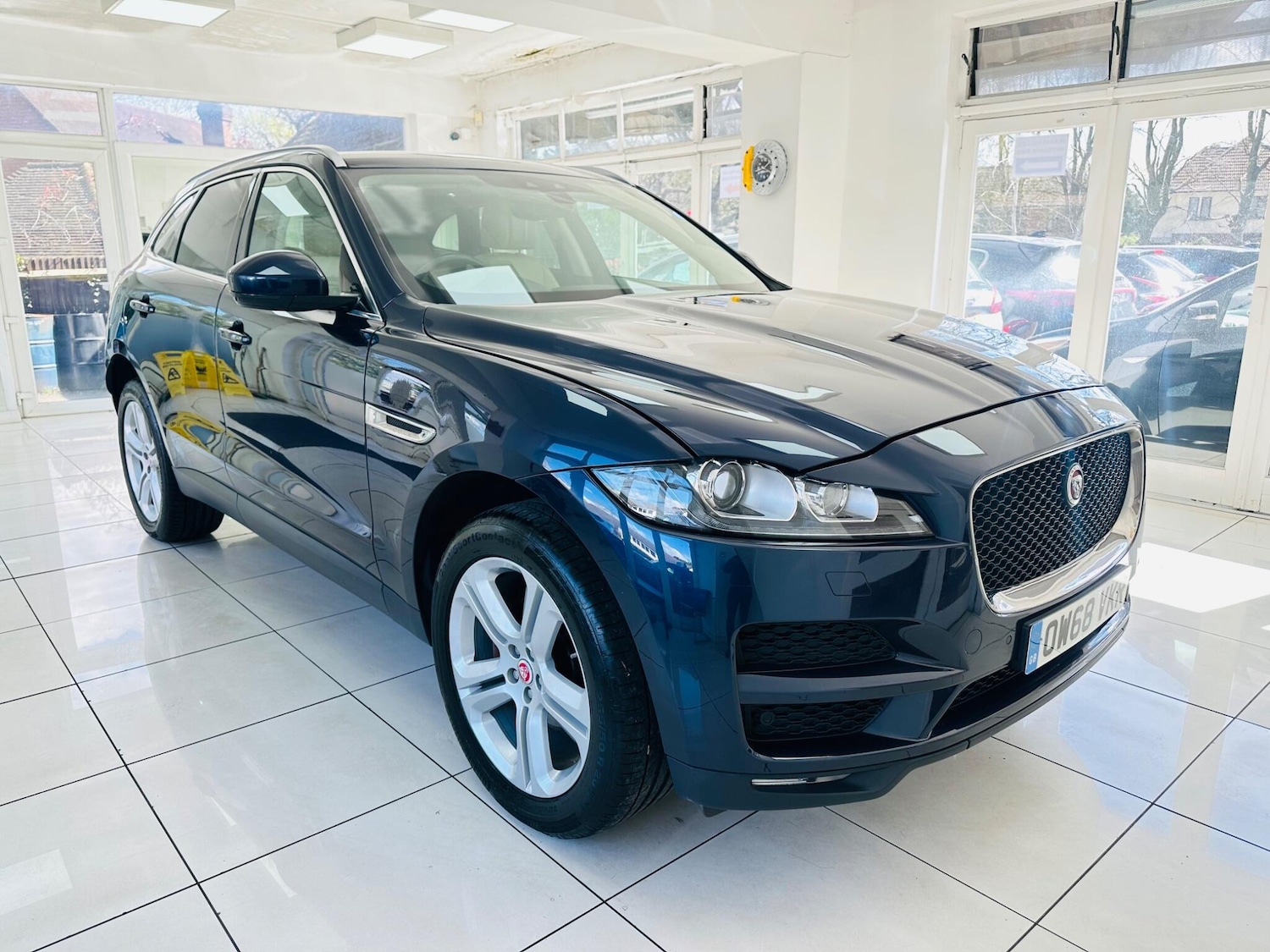 Used Jaguar F-Pace for sale - 78141557: Photo 1