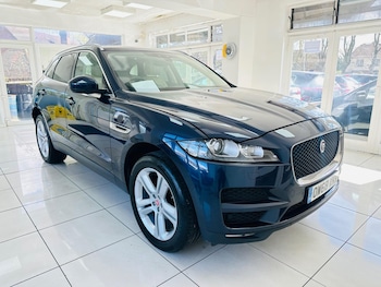 Used Jaguar F-Pace 2019 for sale - 78141557: Photo