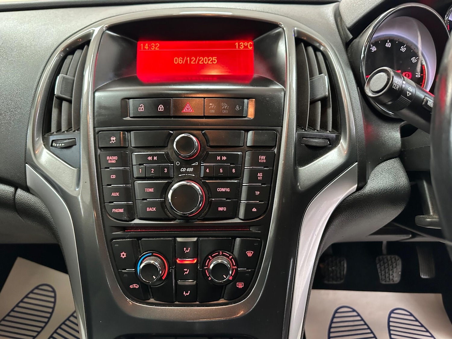 Used Vauxhall Astra 2013 for sale - 76850198: Photo 16