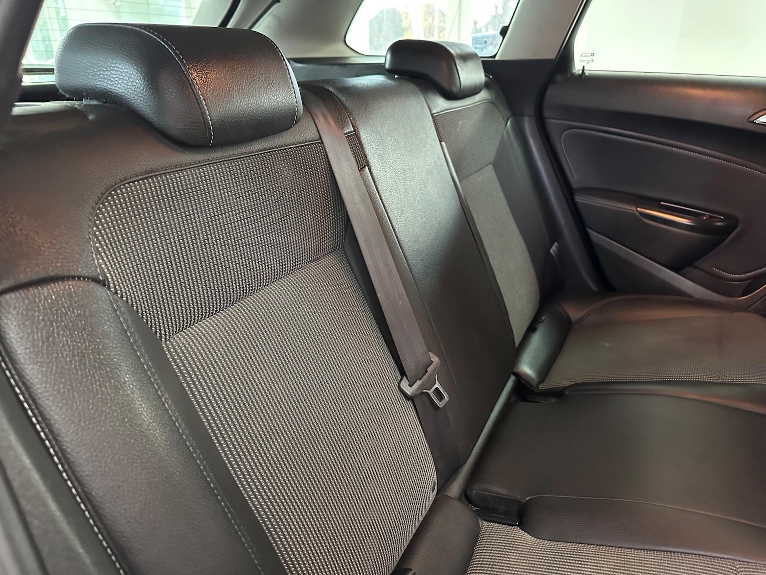 Used Vauxhall Astra 2013 for sale - 76850198: Photo 27