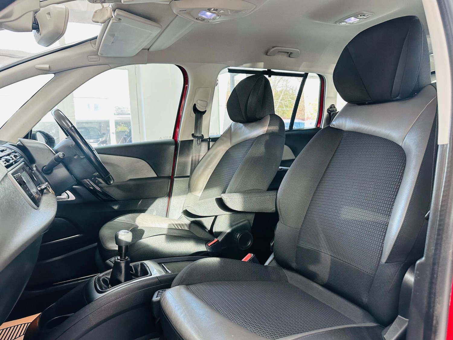 Used Citroen C4 Grand Picasso 2016 for sale - 76743555: Photo 38