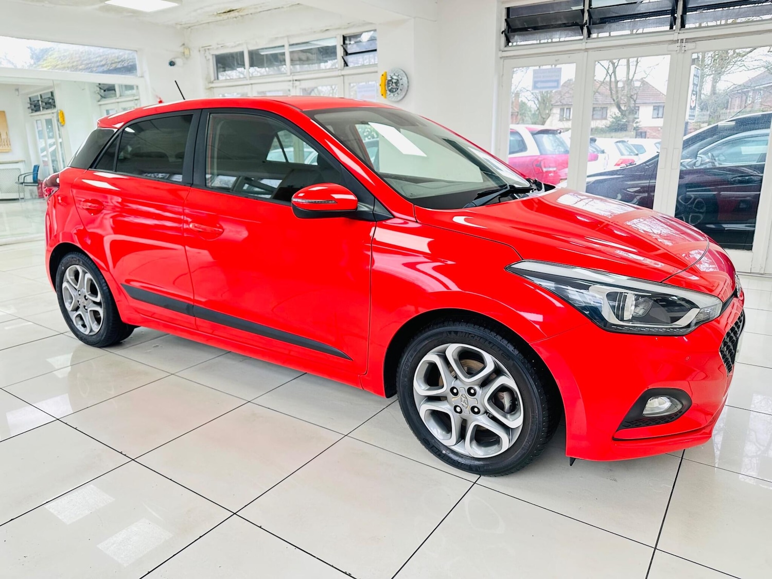 Used Hyundai i20 2018 for sale - 77696232: Photo 17