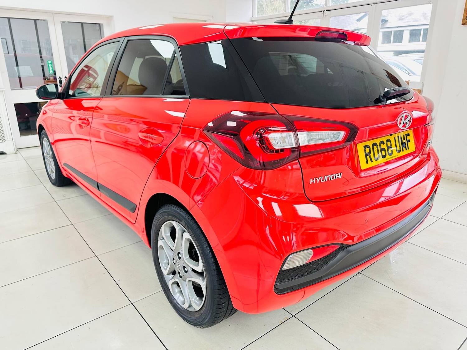 Used Hyundai i20 2018 for sale - 77696232: Photo 22
