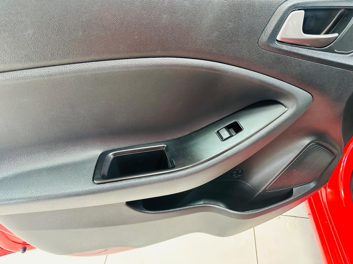 Used Hyundai i20 2018 for sale - 77696232: Photo 37