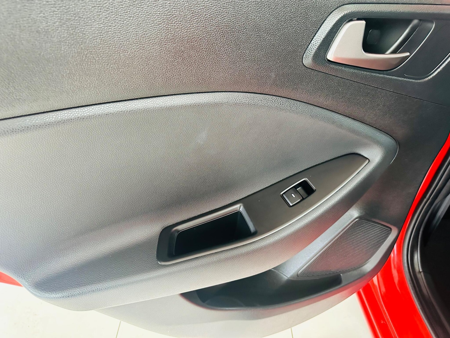 Used Hyundai i20 2018 for sale - 77696232: Photo 39