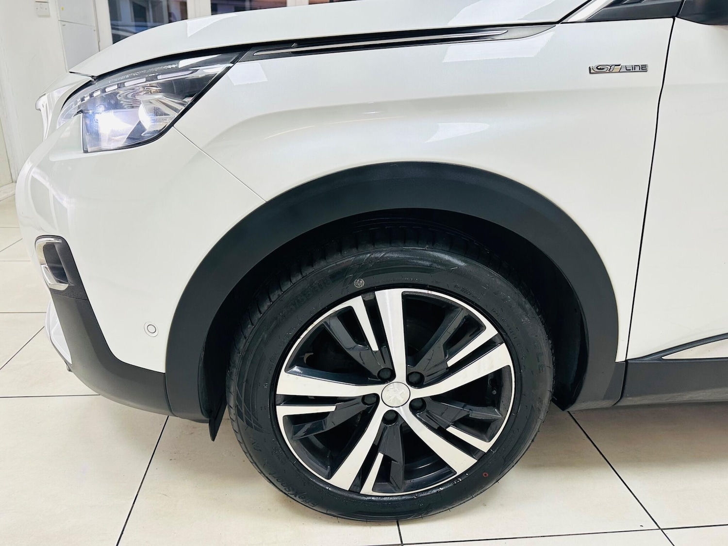 Used Peugeot 3008 2018 for sale - 76349685: Photo 10