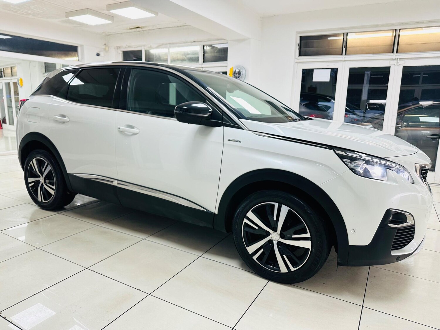Used Peugeot 3008 2018 for sale - 76349685: Photo 15
