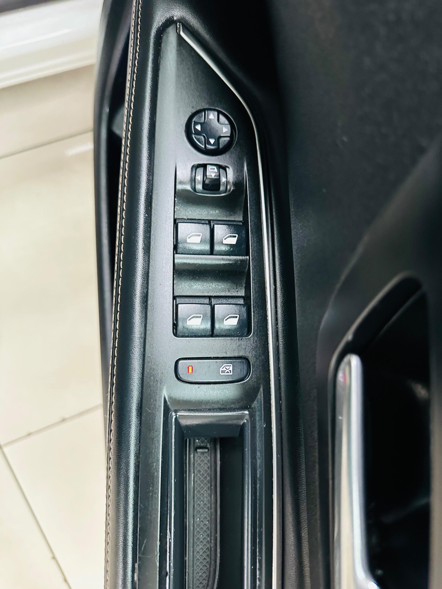 Used Peugeot 3008 2018 for sale - 76349685: Photo 31