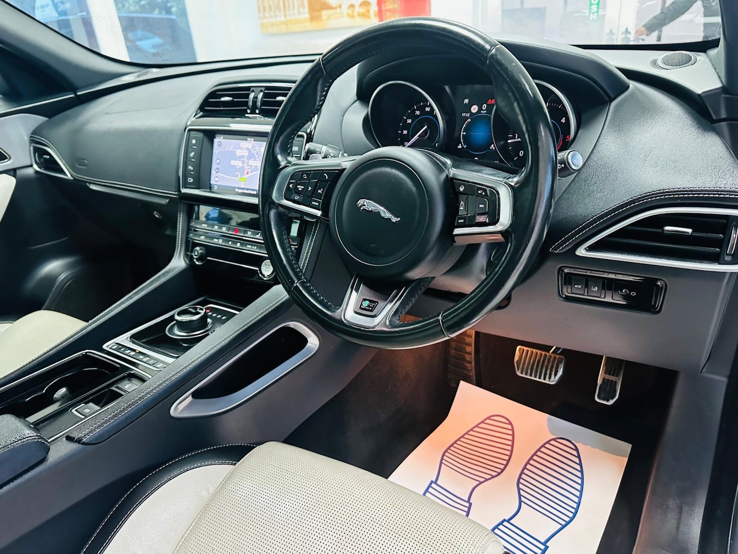 Used Jaguar F-Pace for sale - 77709849: Photo 14