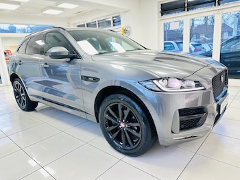 Used Jaguar F-Pace 2017 for sale - 77709849: Photo