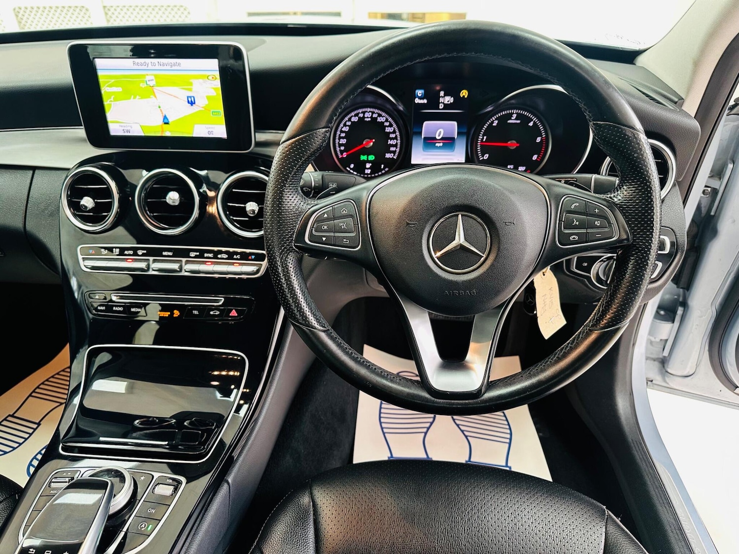 Used Mercedes-Benz C Class 2015 for sale - 76423298: Photo 3