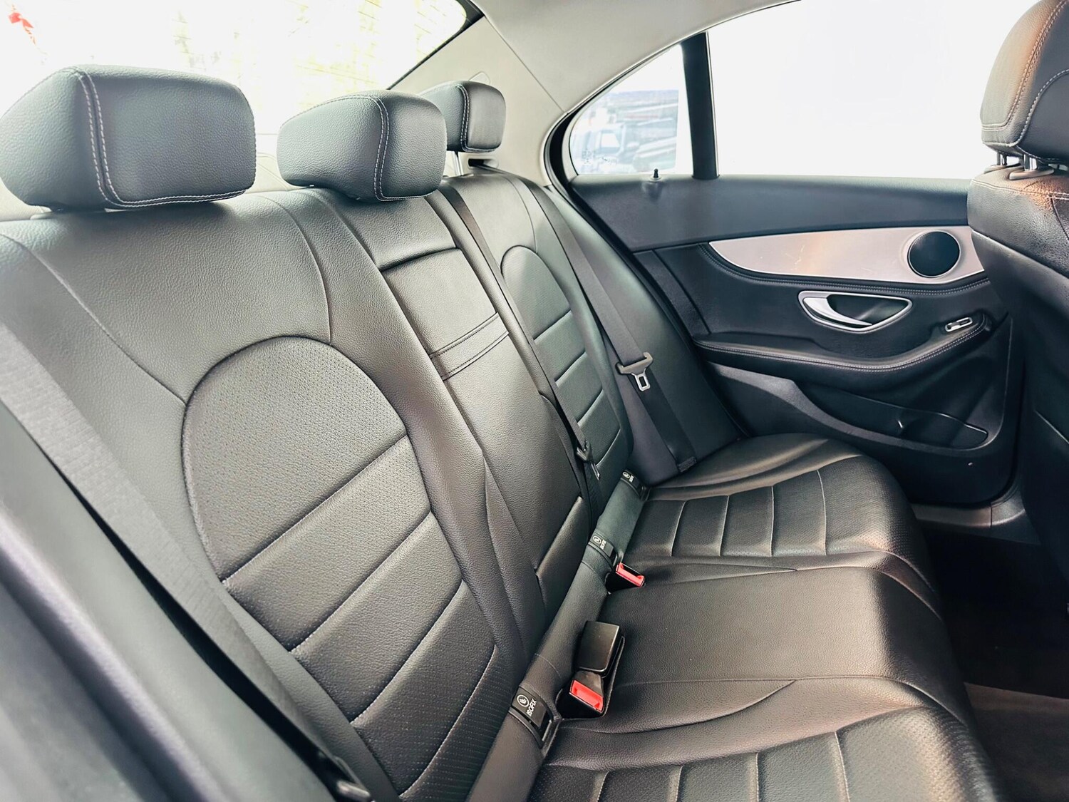 Used Mercedes-Benz C Class 2015 for sale - 76423298: Photo 36