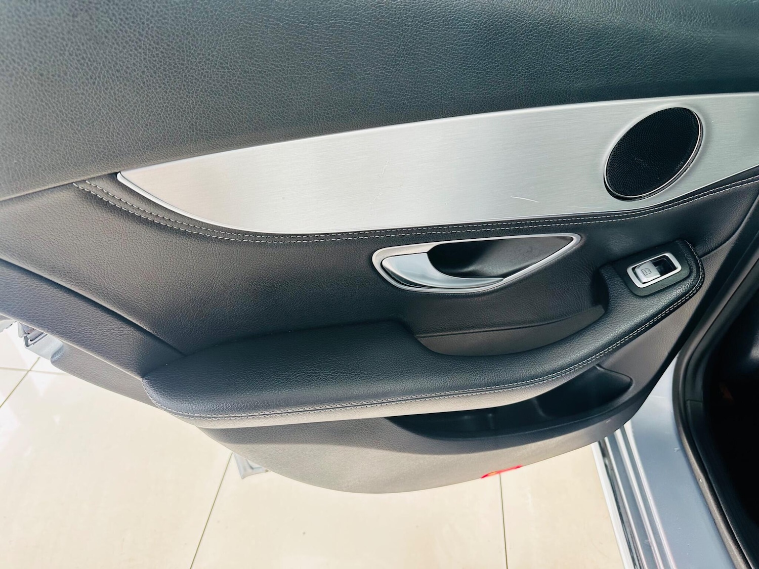 Used Mercedes-Benz C Class 2015 for sale - 76423298: Photo 44