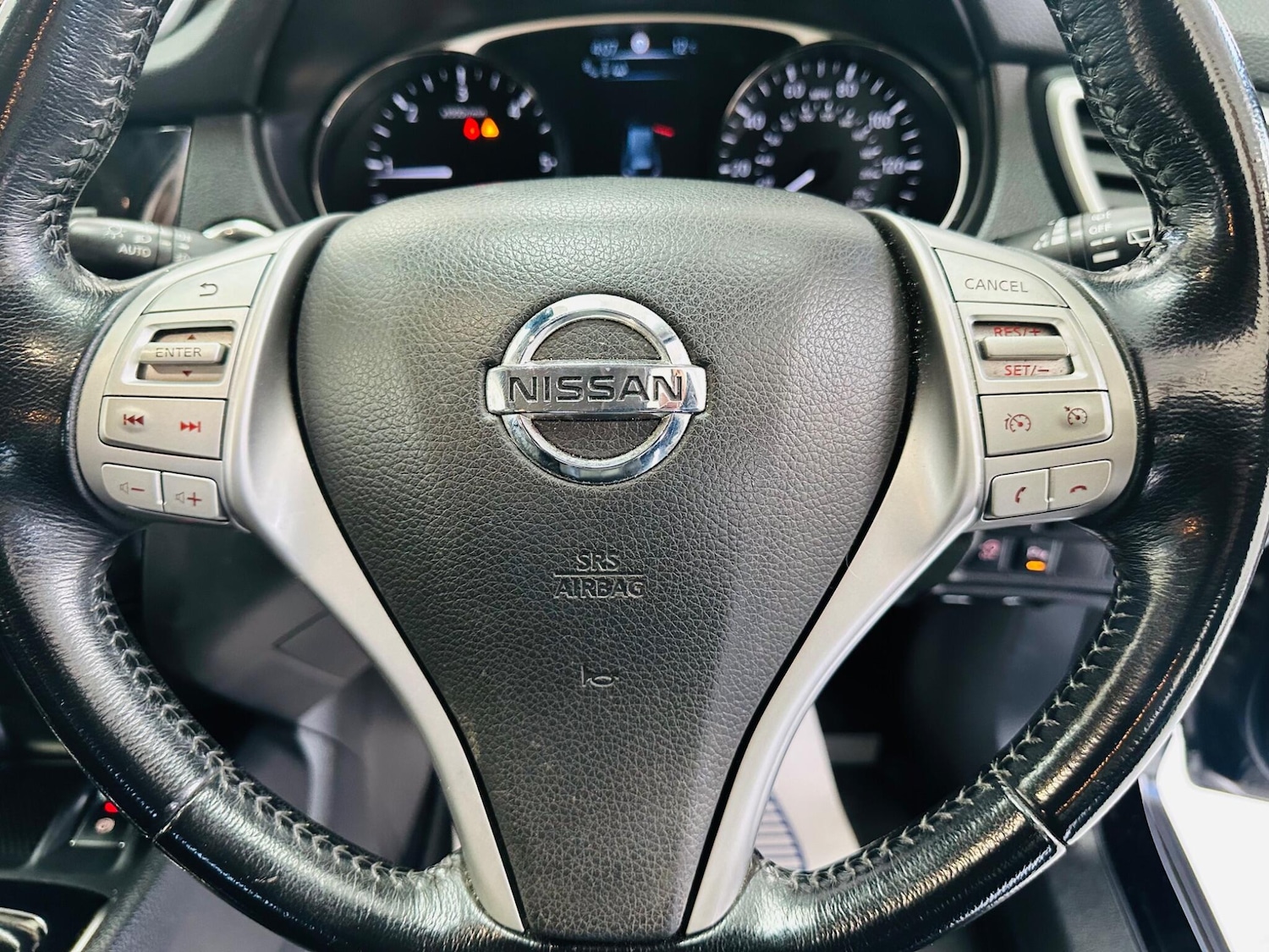 Used Nissan X-Trail for sale - 77893106: Photo 25